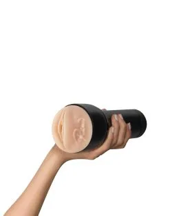 Kiiroo - Feelstar Stroker Masturbator Romi Chase(ook Voor Gebruik In De Kiiroo - Keon Automatische Masturbator) -Cock & Ball Toys Kiiroo Feelstar Stroker Masturbator Romi Chase ook Voor gebruik In de Kiiroo Keon Automatische Masturbator 5